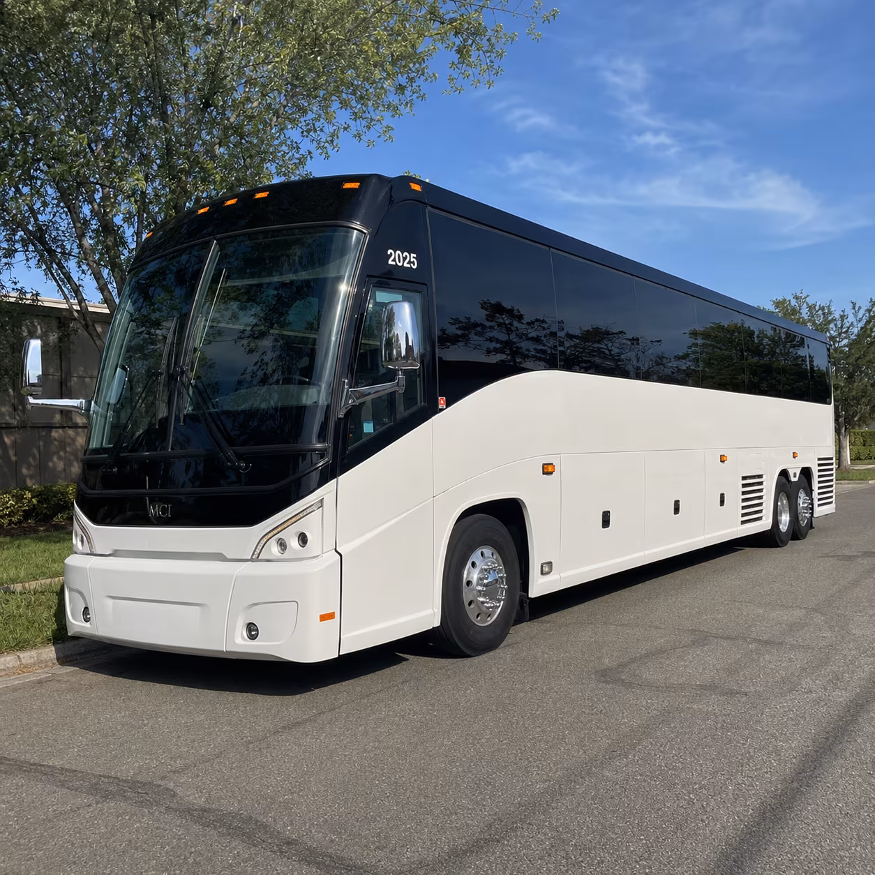 group hotel shuttle buses between coral springs and south florida airports